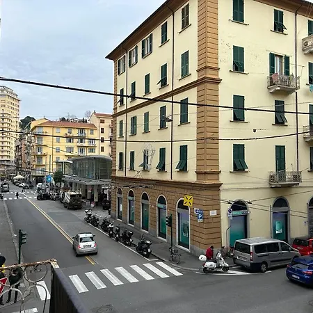 公寓 Acatoa - Spacious Bright In The City Center 3 Bedrooms - / Easy Access And Connections To 5 Terre And Portovenere *